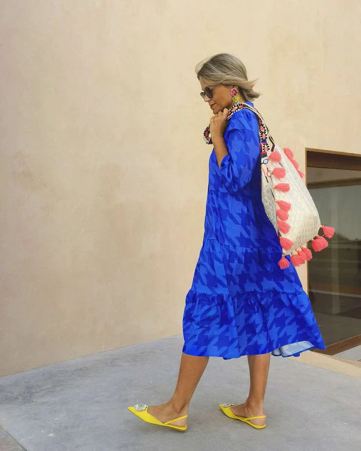 Valenzora | Stylish midi dress with collar