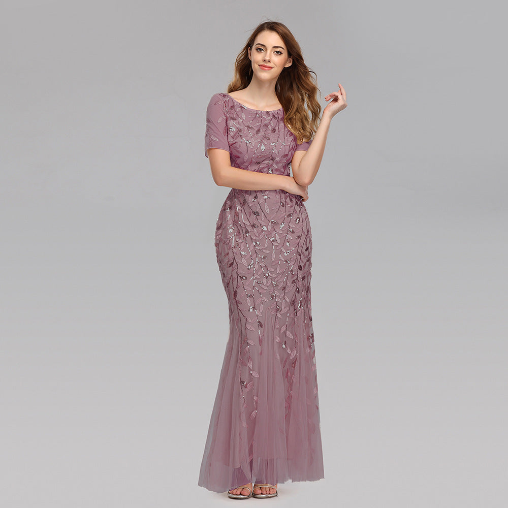 Valenzora | Elegantes Abendkleid in Gold