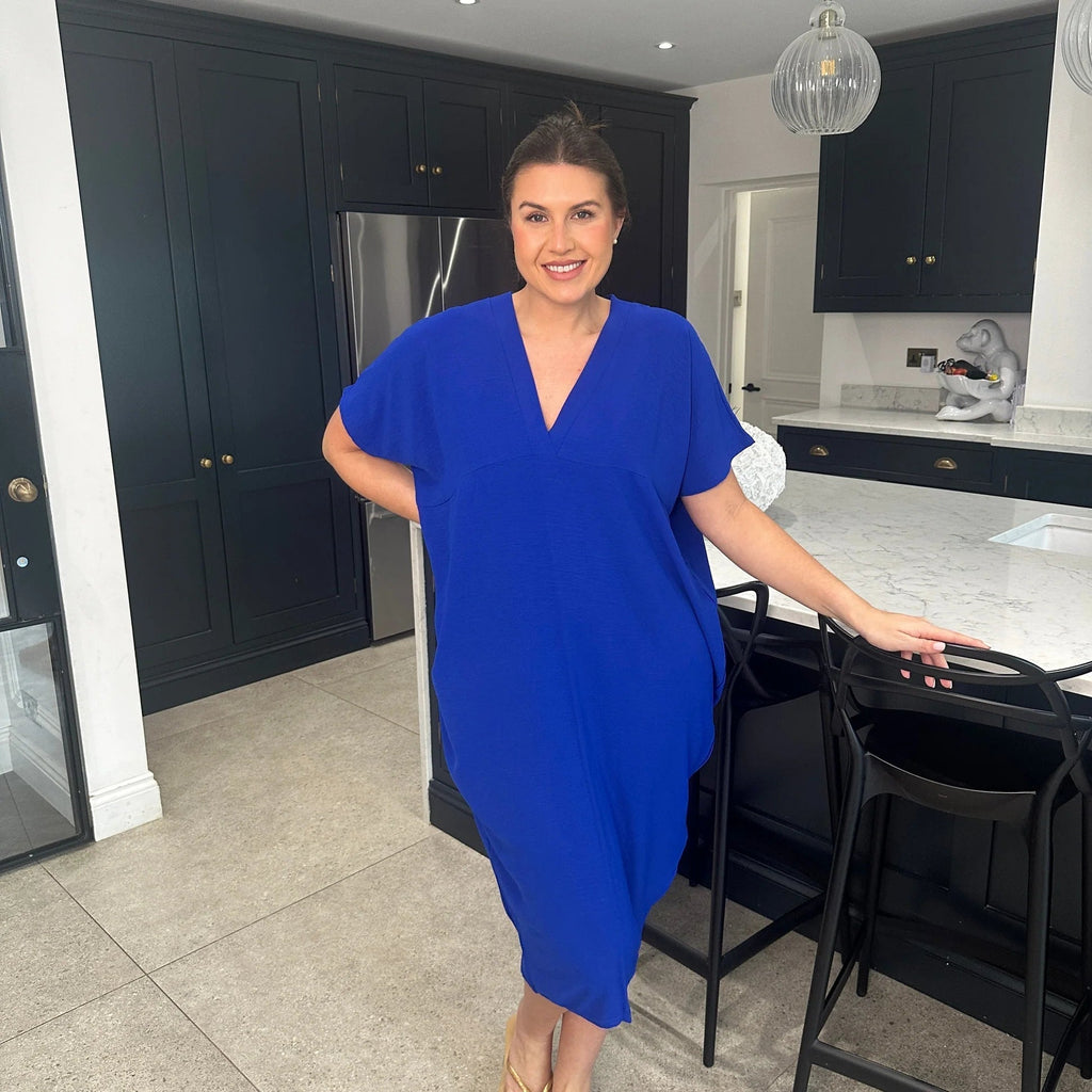 Kleid mit V-Ausschnitt | Unser Bestseller 2026