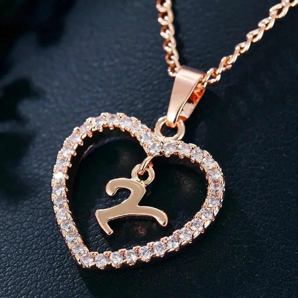 Valenzora | Buchstabe Zirkon Herz Halskette Anhänger Schmuck