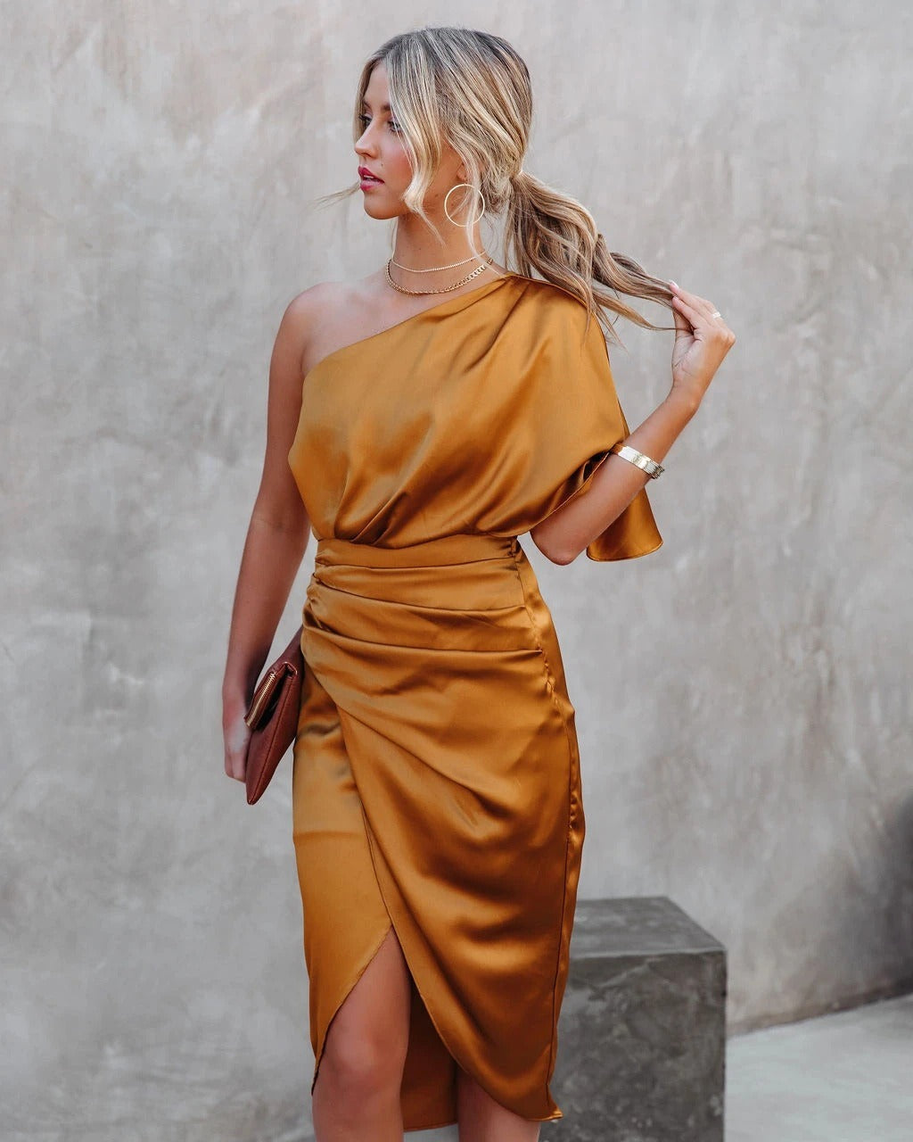 Valenzora | Sexiest one-eyed asymmetrical skirt dress women's evening dress