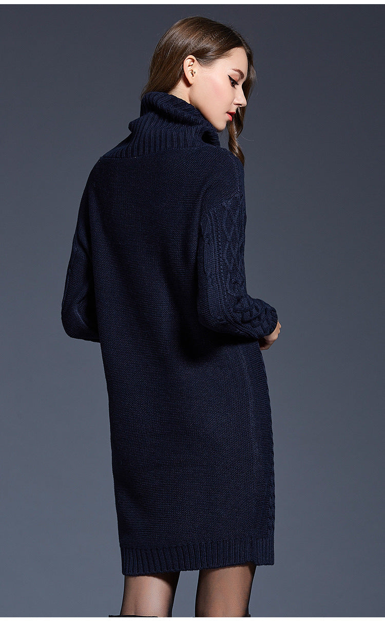 Valenzora | High-neck long knit dress
