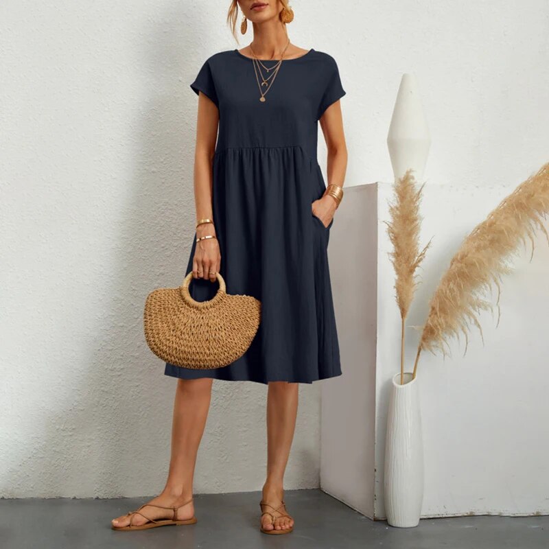 Cotton dress with round neck