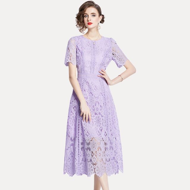 Valenzora | Sophisticated lace midi dress with waist accentuation