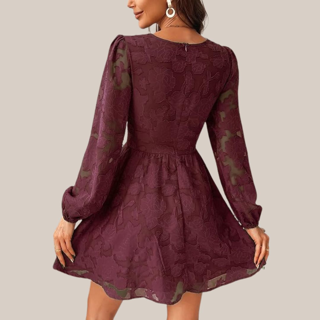 Valenzora | Chic long-sleeved dress with a deep V-neck