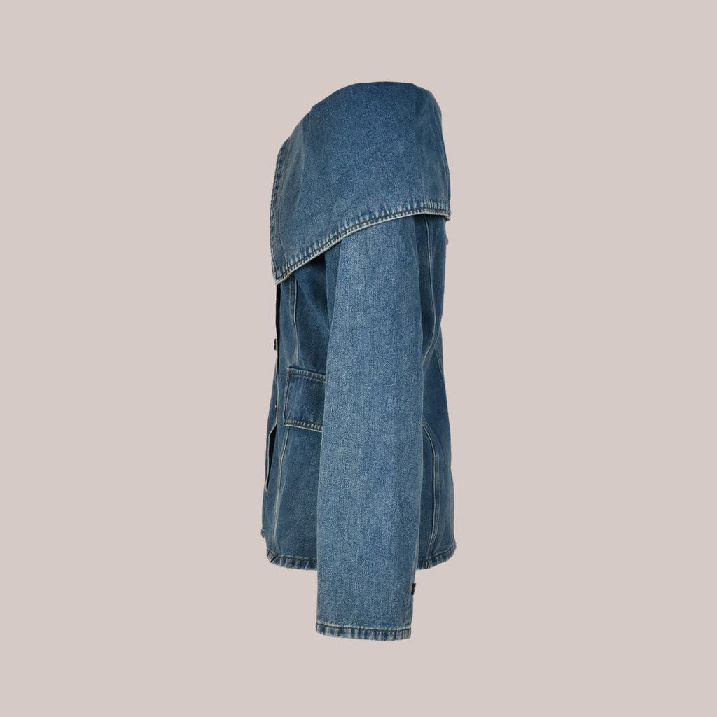 Valenzora – Stylische Jeansjacke mit Knopfdetails