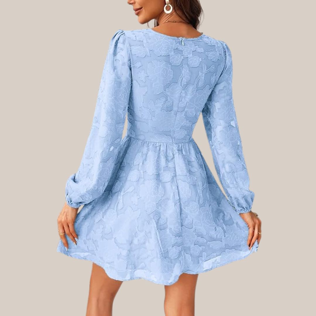 Valenzora | Chic long-sleeved dress with a deep V-neck
