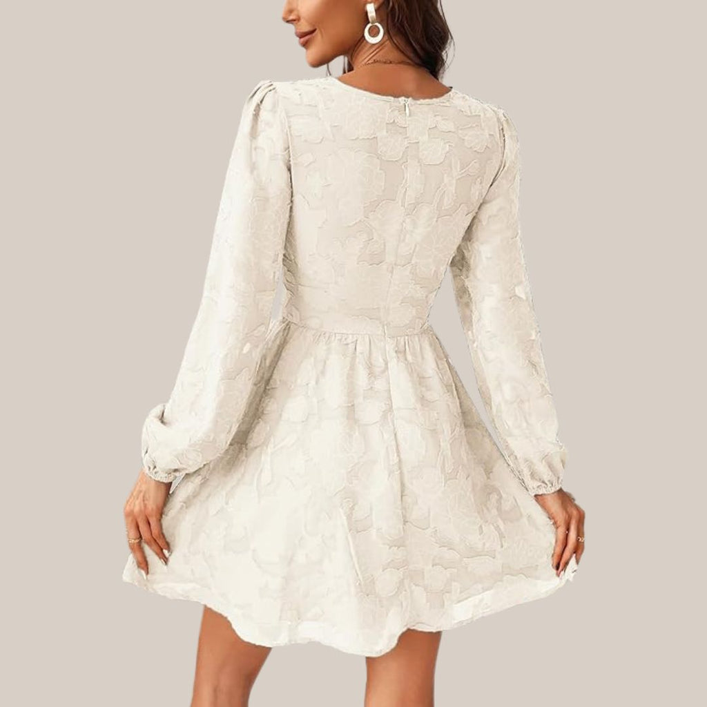 Valenzora | Chic long-sleeved dress with a deep V-neck