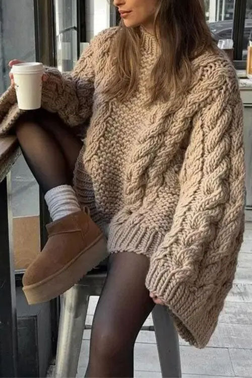 Valenzora | Rosiedress Grobstrickpullover mit Rundhalsausschnitt und Zopfmuster