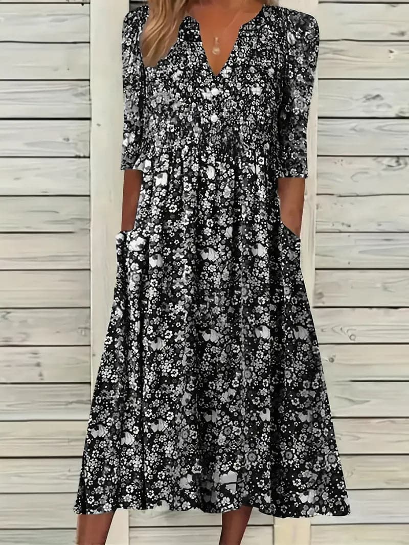 Valenzora | Gorgeous pleated maxi dress
