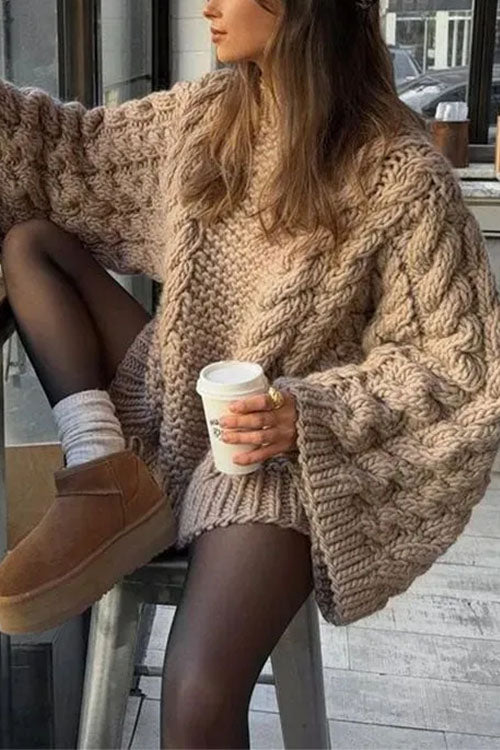 Valenzora | Rosiedress Grobstrickpullover mit Rundhalsausschnitt und Zopfmuster