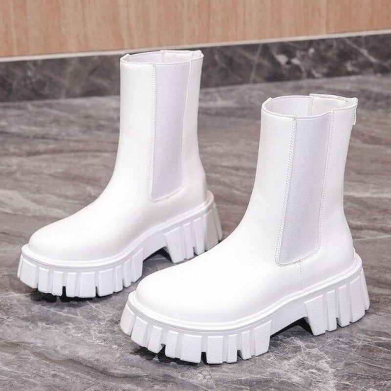 Valenzora | Women's Boots Fashionable Platform Boots with Slip-on Design, Suitable for Everyday Wear