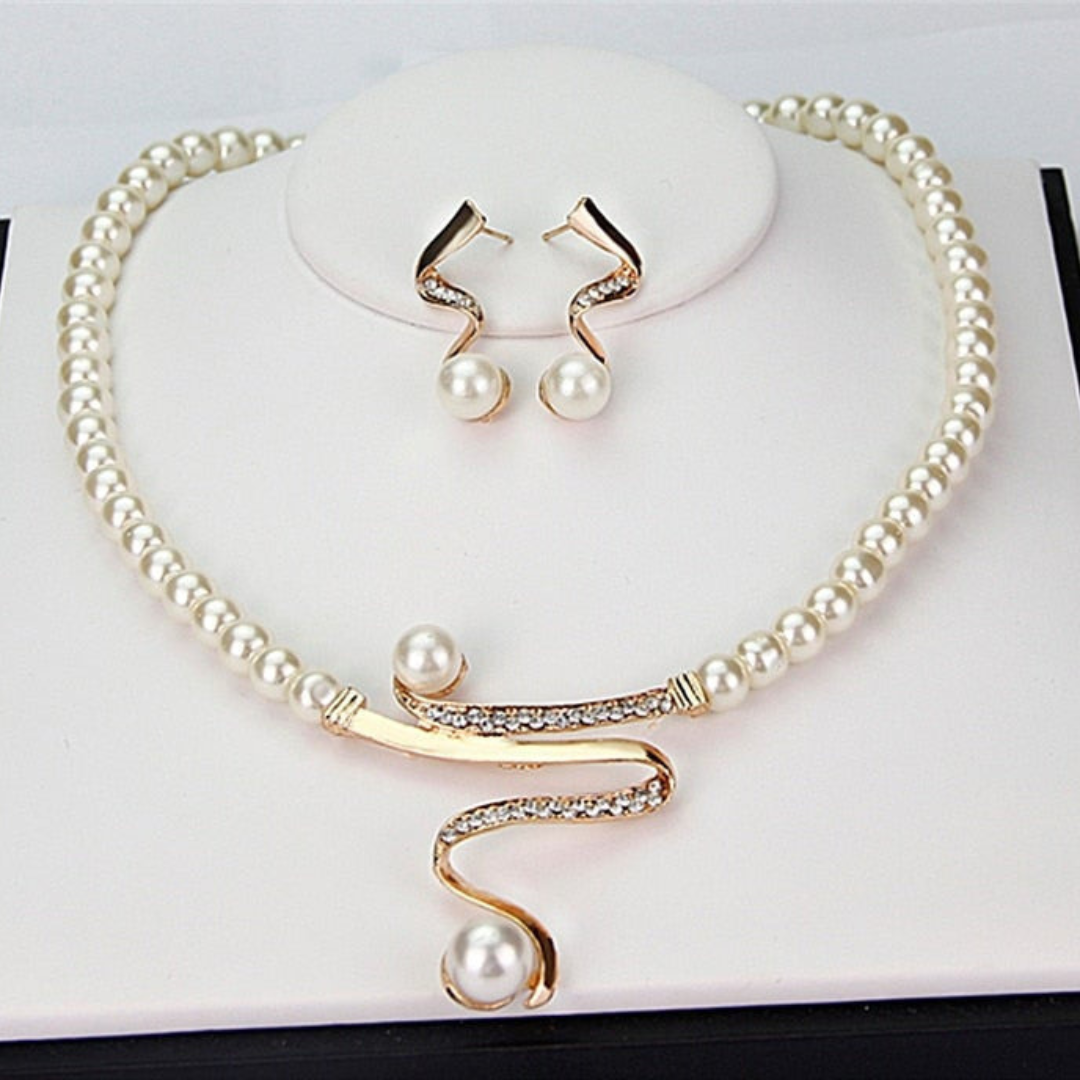 Valenzora | Natural Pearl Necklace + Earring Set Gold