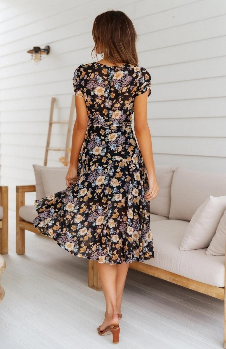 Valenzora | Midi-length dress, ideal for spring and everyday wear