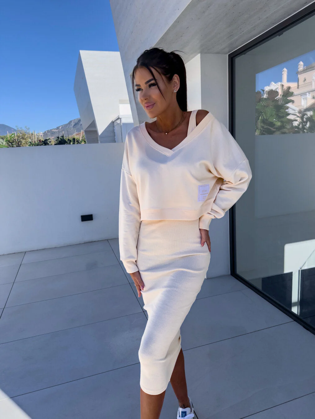 Elegant sweatshirt dress set