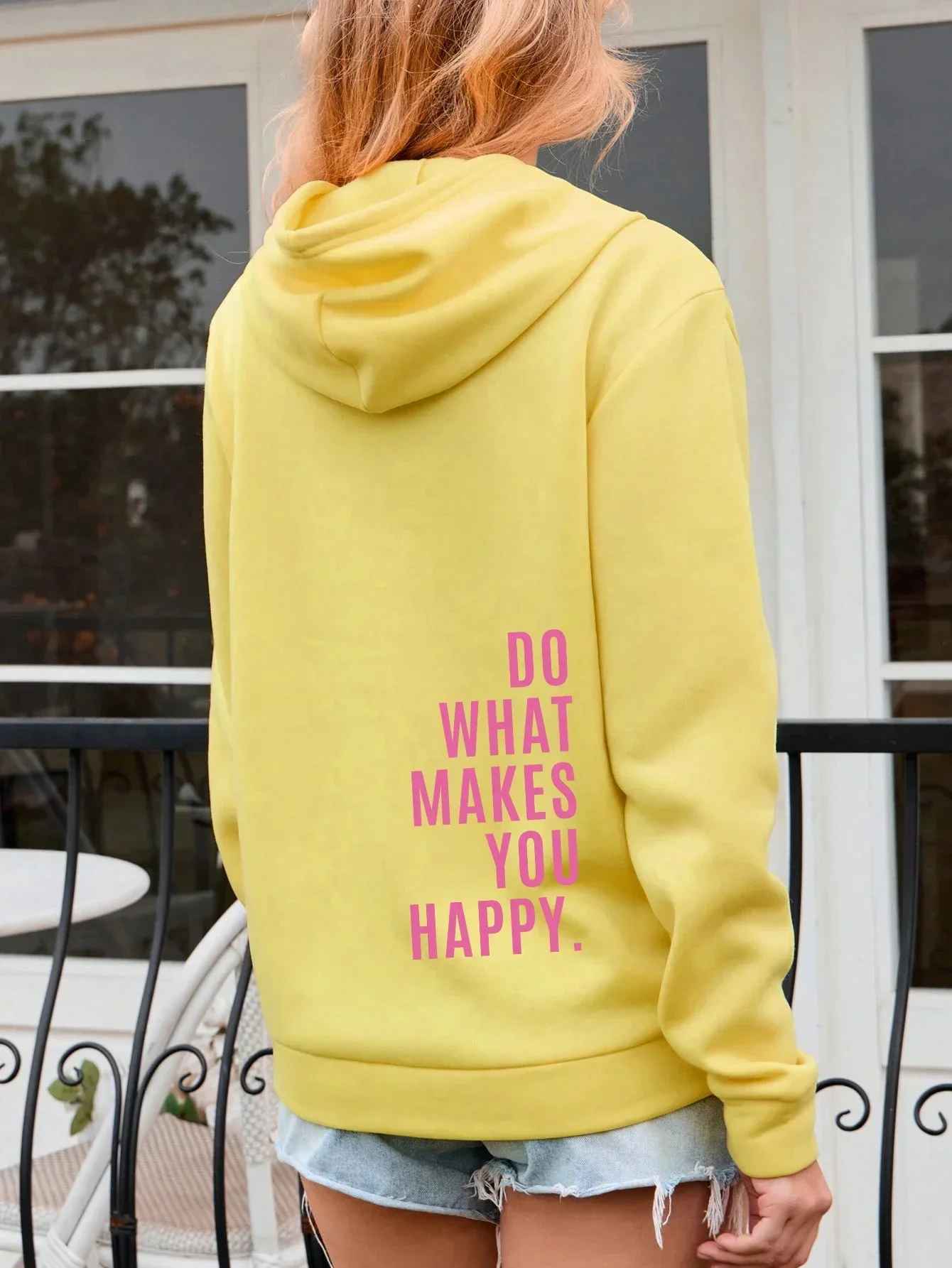 Valenzora - Women's Hoodie - Casual street style with lettering