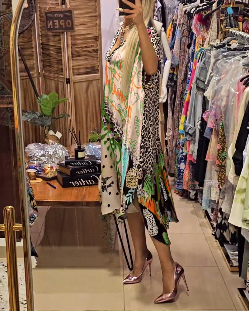 Valenzora | Casual dress with deep V-neck and leopard and colorful print