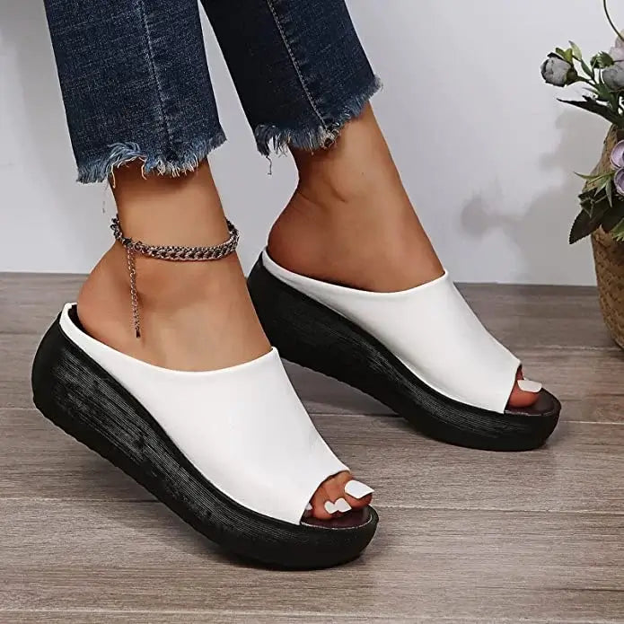 Valenzora | Women's slippers with leather sole