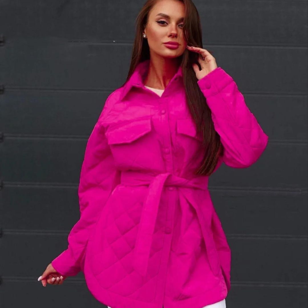Steppjacke mit Druckknöpfen
