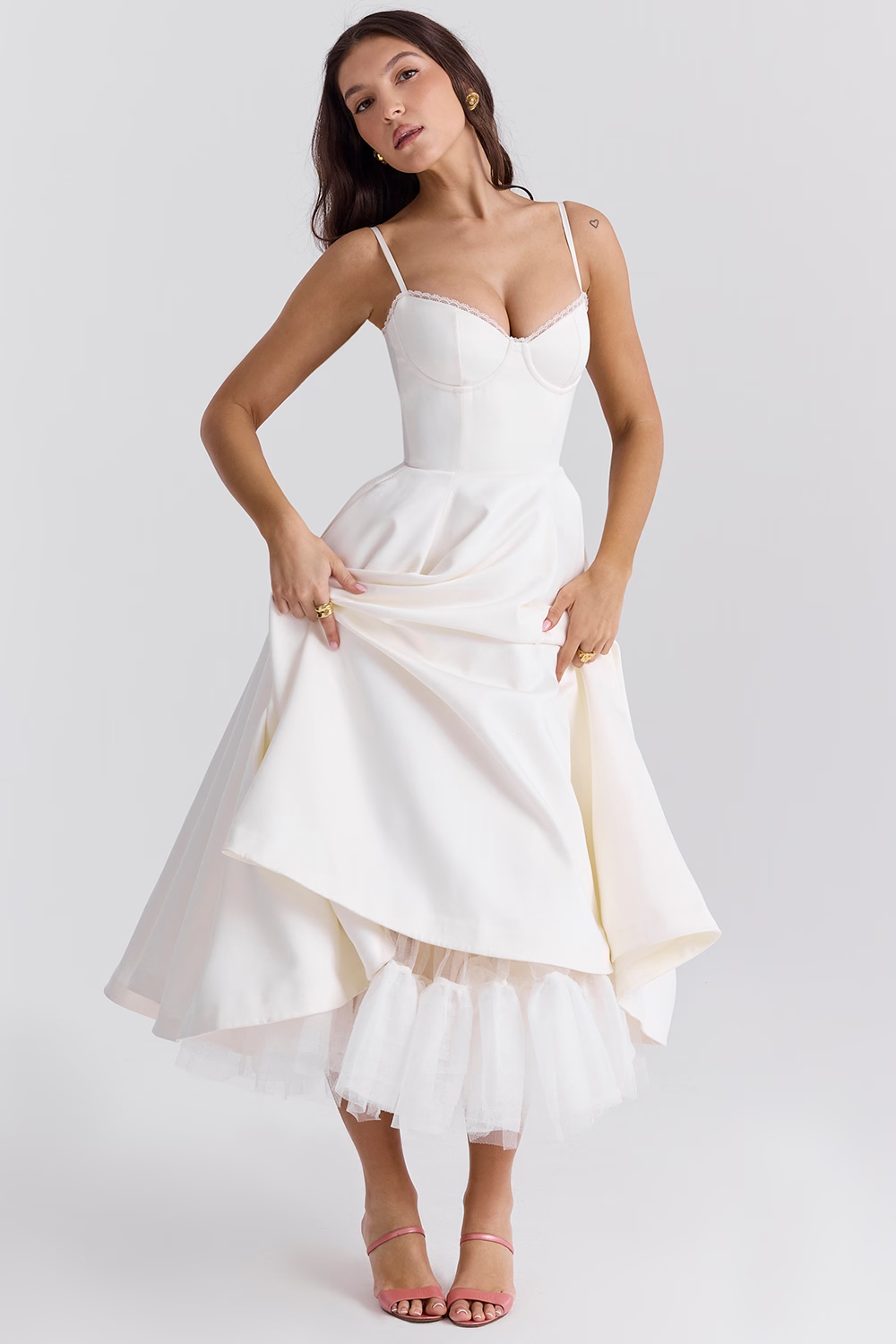 Valenzora | Elegant, attractive party dress