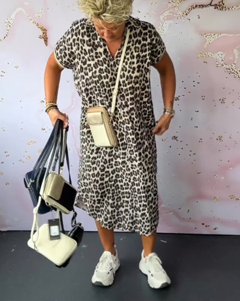 Valenzora | Short-sleeved dress with leopard print and V-neck