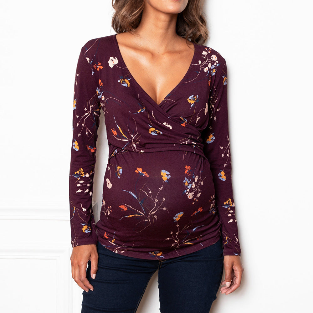 V-neck long-sleeved shirt