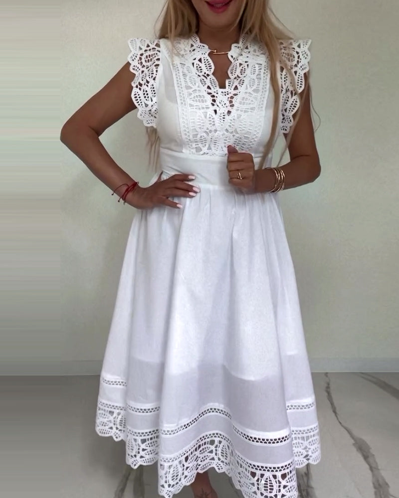 Valenzora | Elegant sleeveless dress in solid color lace with a V-neck