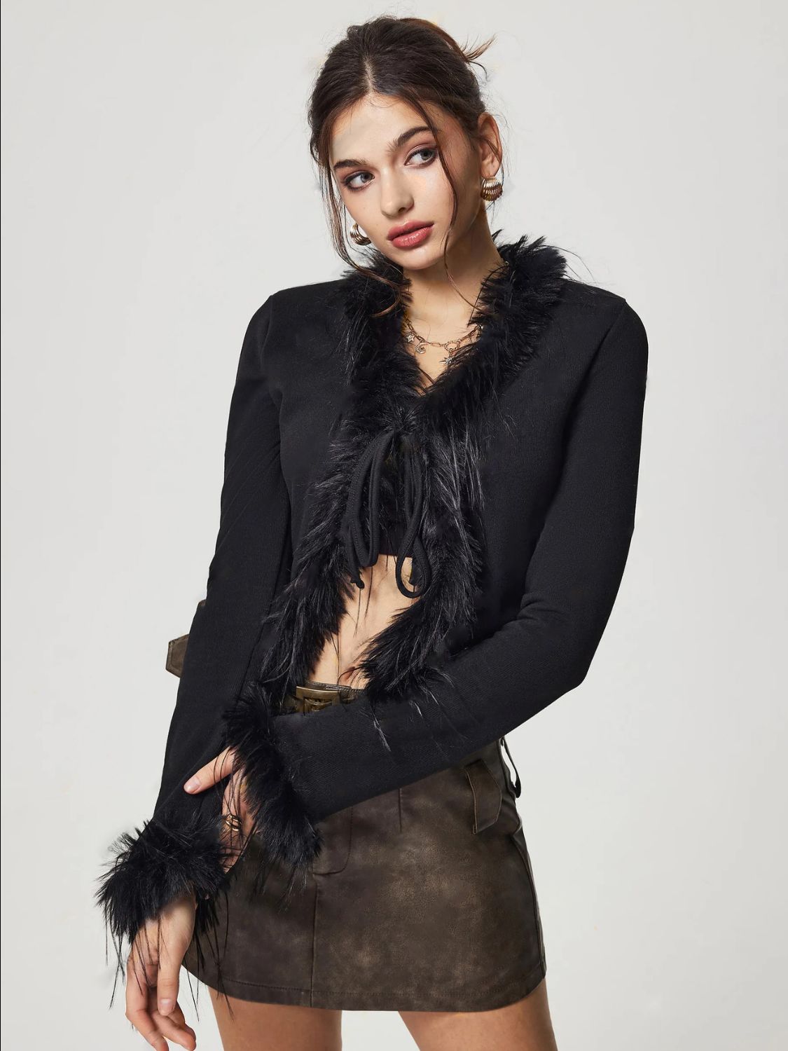 Valenzora | Langärmliger Cardigan mit pelzigem Besatz