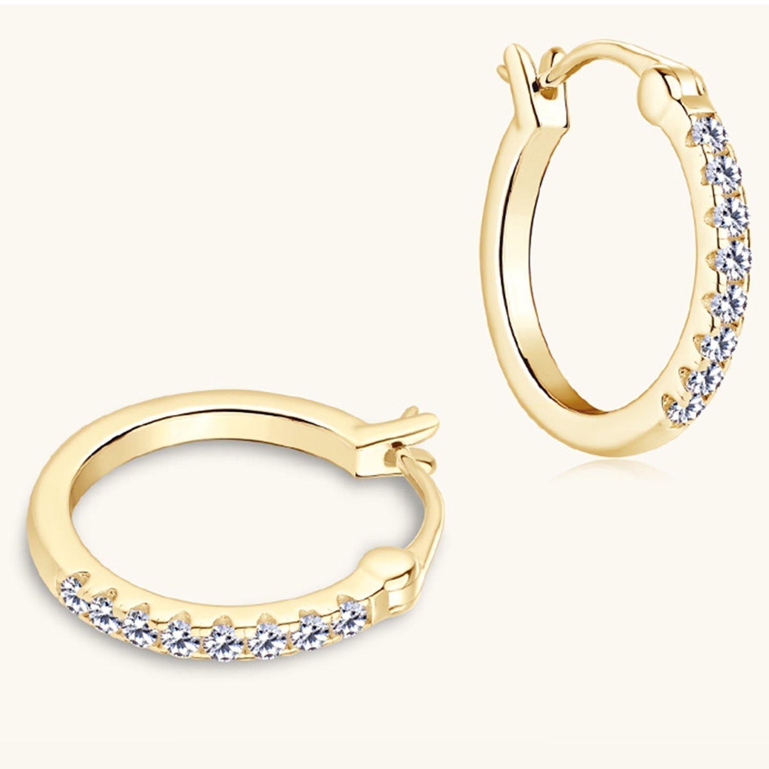 Valenzora | 925 Sterling Silver Moissanite Huggie Earrings
