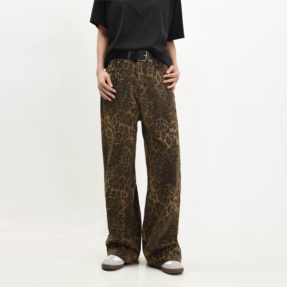 Jeans mit Leopardenmuster