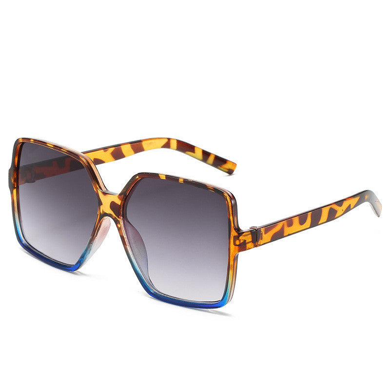 Valenzora | Large Gradient Sunglasses for Women