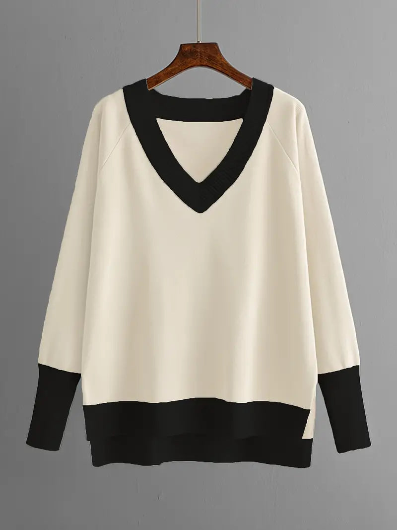 Valenzora | Stylish set consisting of a long-sleeved knit top and V-neck trousers