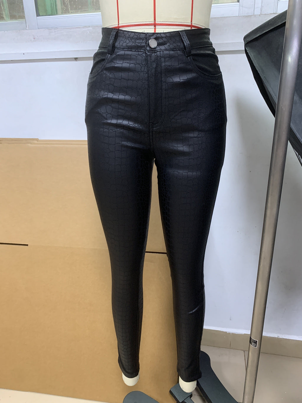 Valenzora | Coated High-Waisted Skinny Jeans
