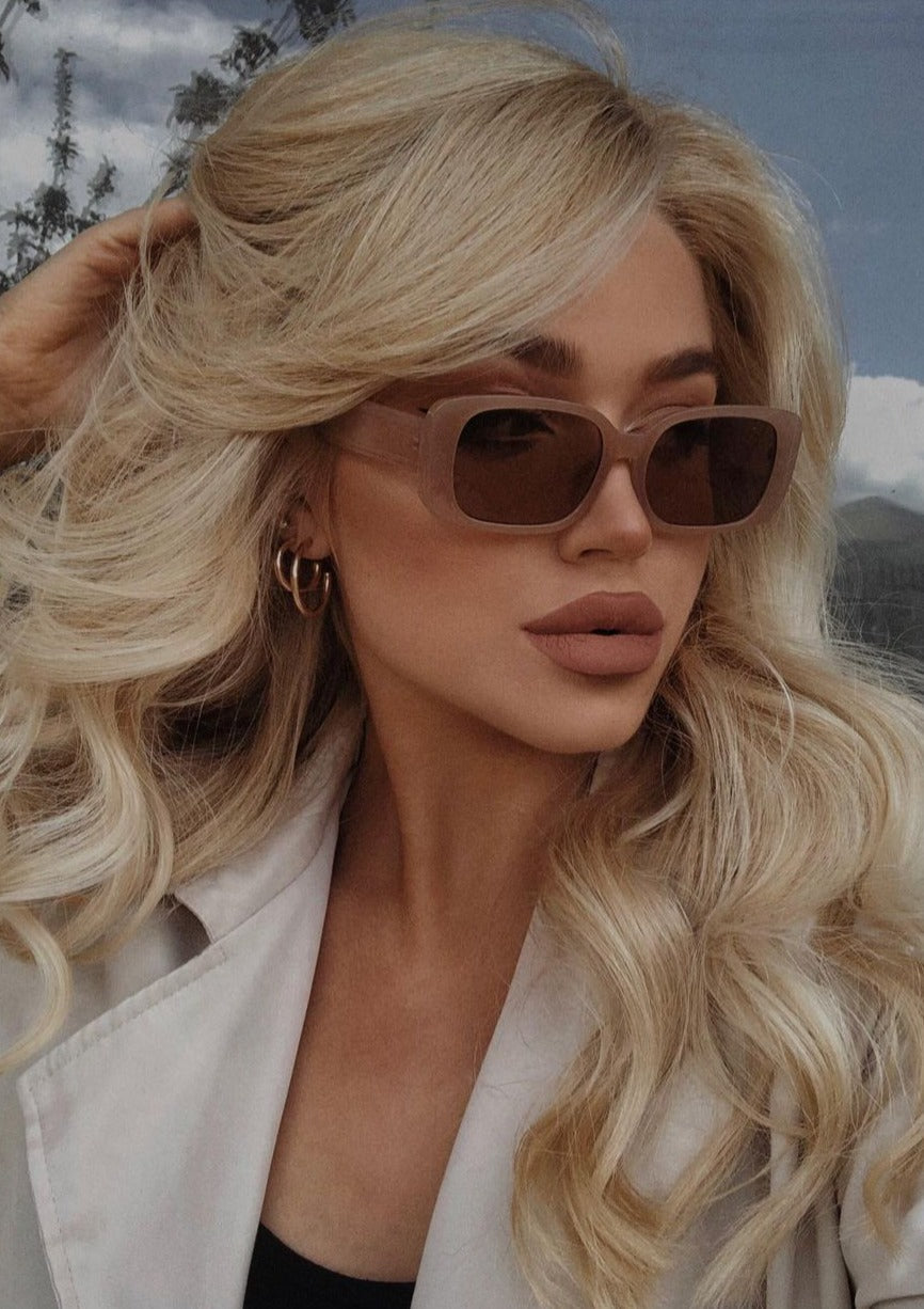 Valenzora | with square-round frame and modern style For women