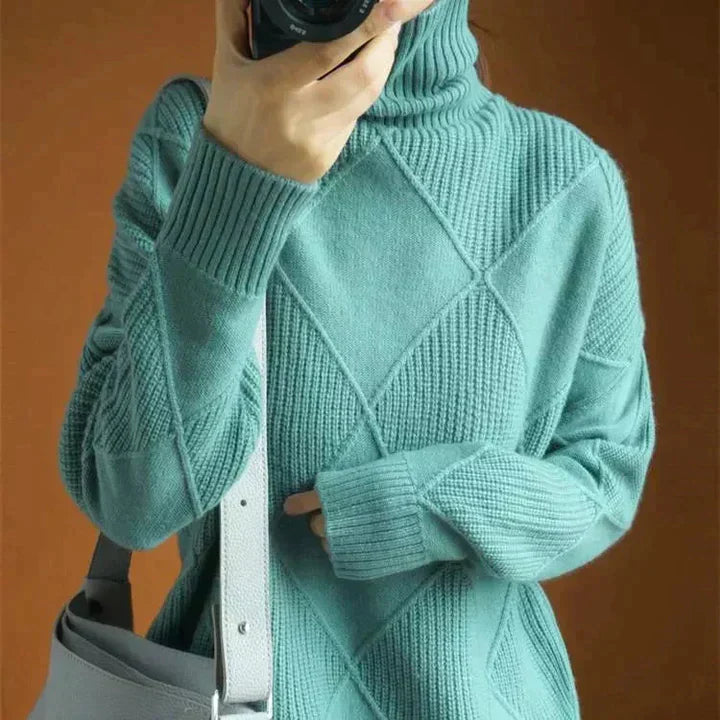 Valenzora - Stylish roll-neck sweater