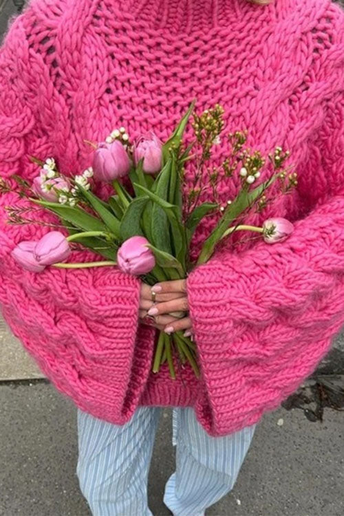 Valenzora | Rosiedress Grobstrickpullover mit Rundhalsausschnitt und Zopfmuster