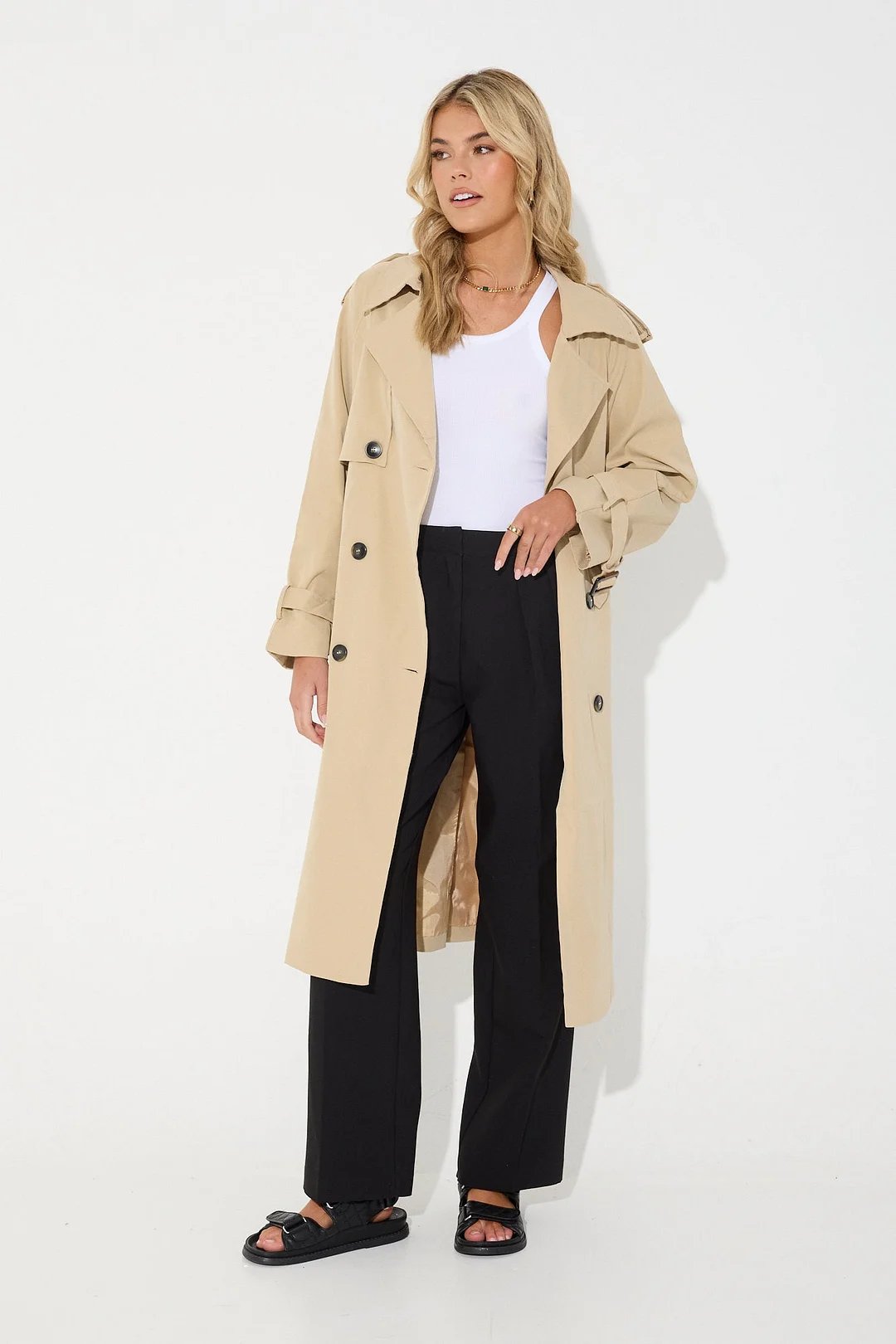 Valenzora | Lightweight windbreaker
