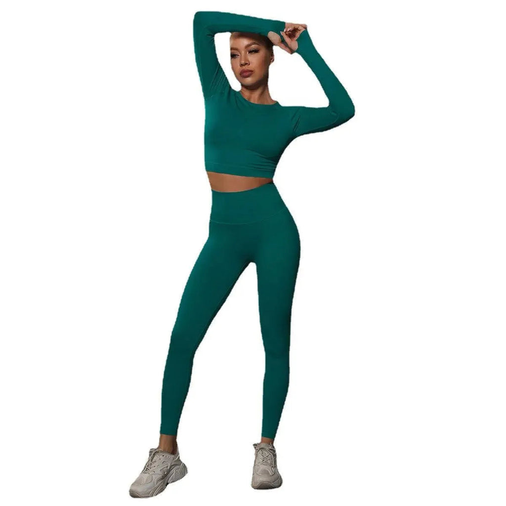 Valenzora | Complete with yoga pants and top