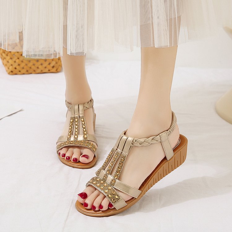 Valenzora | Offene Sandalen mit Strasssteinen