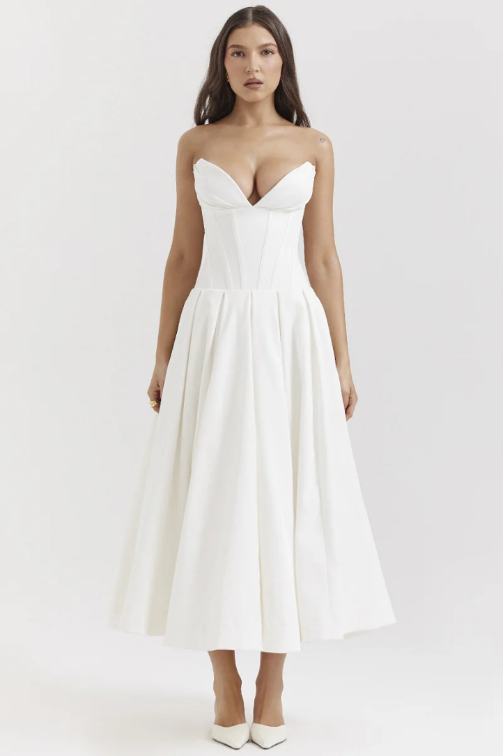 Strapless pleated dress with a V-neck