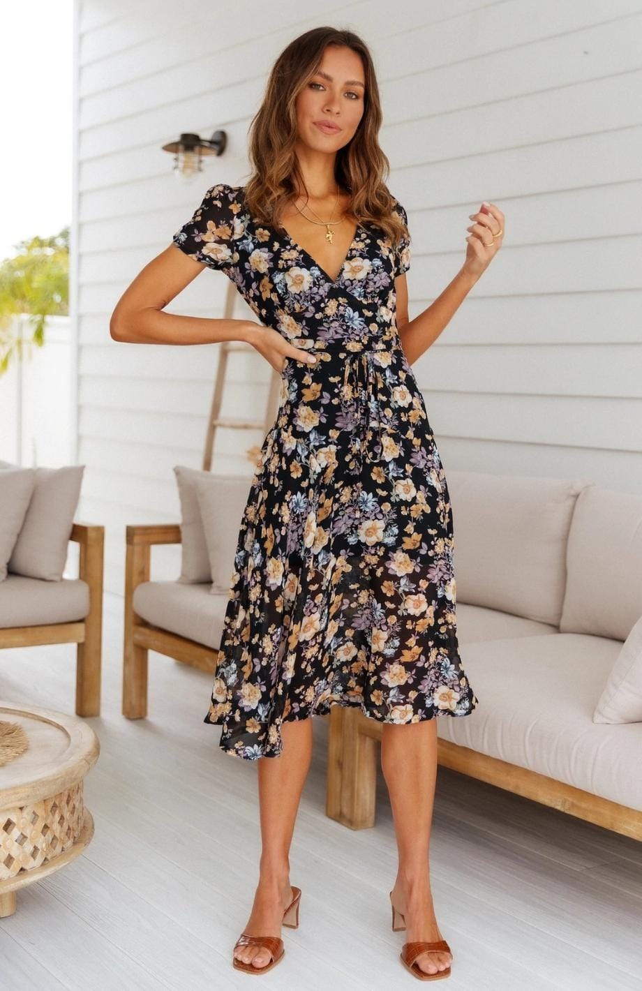 Valenzora | Midi-length dress, ideal for spring and everyday wear