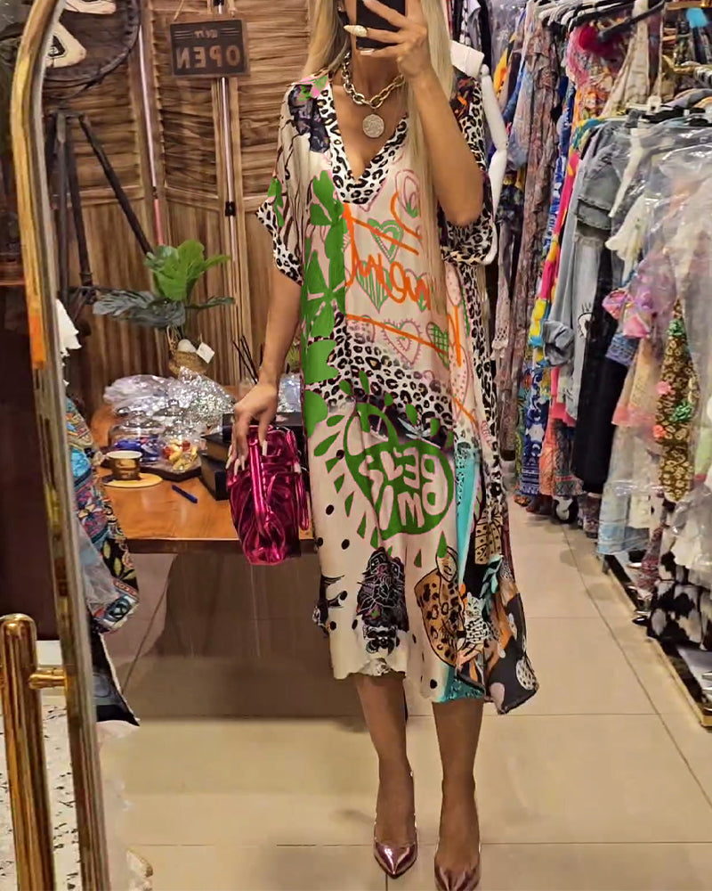Valenzora | Casual dress with deep V-neck and leopard and colorful print