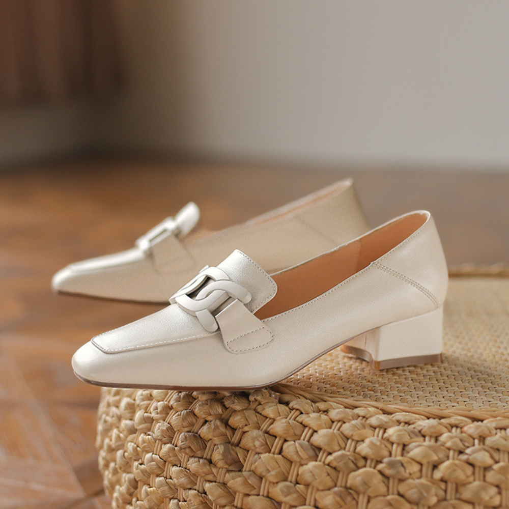 Valenzora | Comfortable shoes with a medium heel and arch support