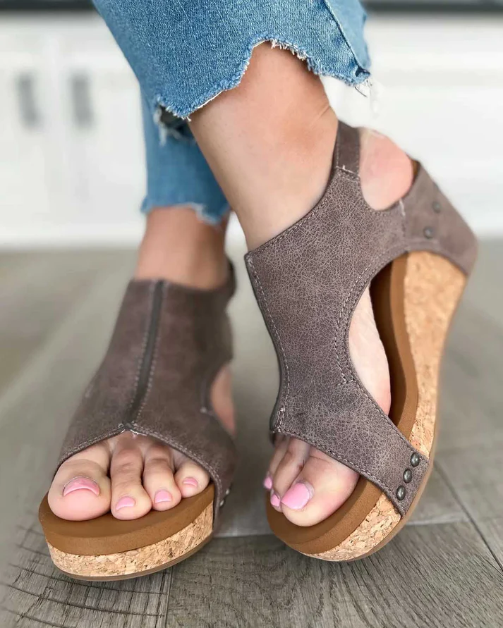 Valenzora | Trendy women's sandals with wedge heel and ergonomic footbed
