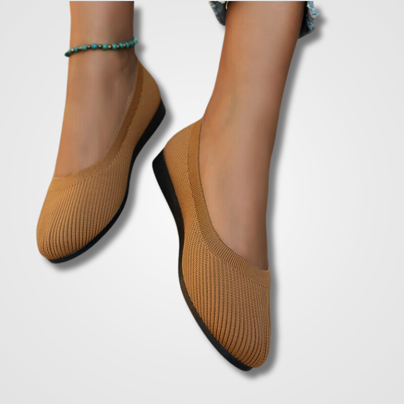 COMFORTABLE ADJUSTABLE SLIP-ON