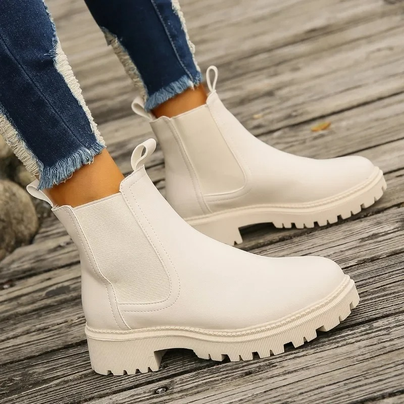 Valenzora | Women's leather Chelsea boots with pull tabs