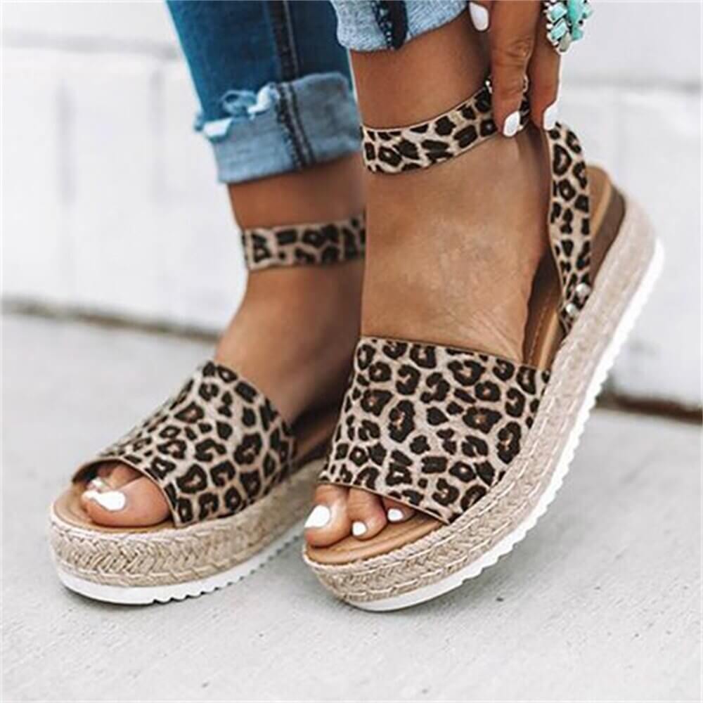 Valenzora | Smart Height Stylish Sandals
