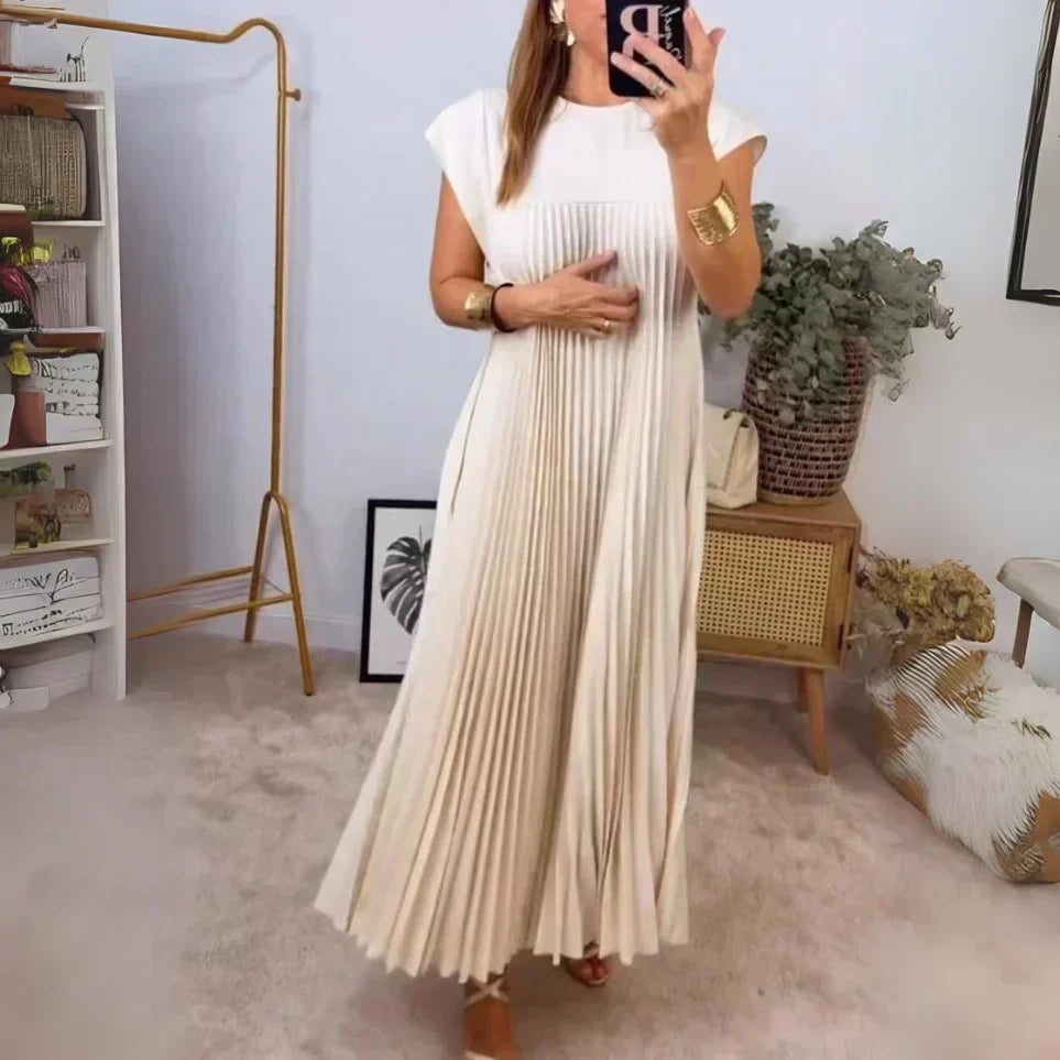 Valenzora | Light and Fresh Pleated Dress