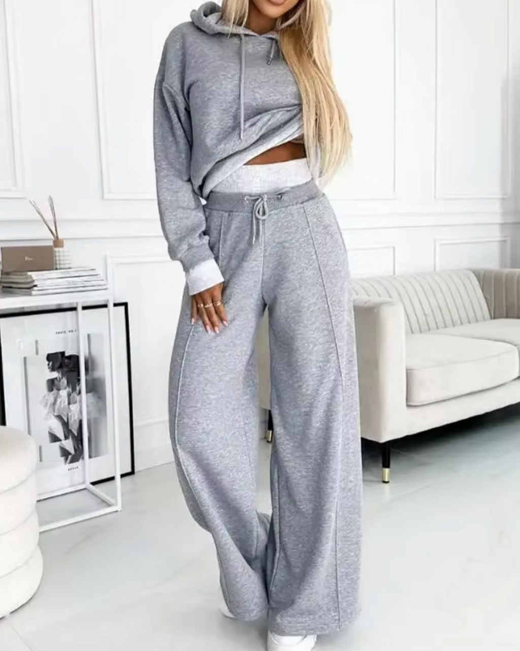 Valenzora | Two-piece hooded sweatshirt and wide-leg pantsuit