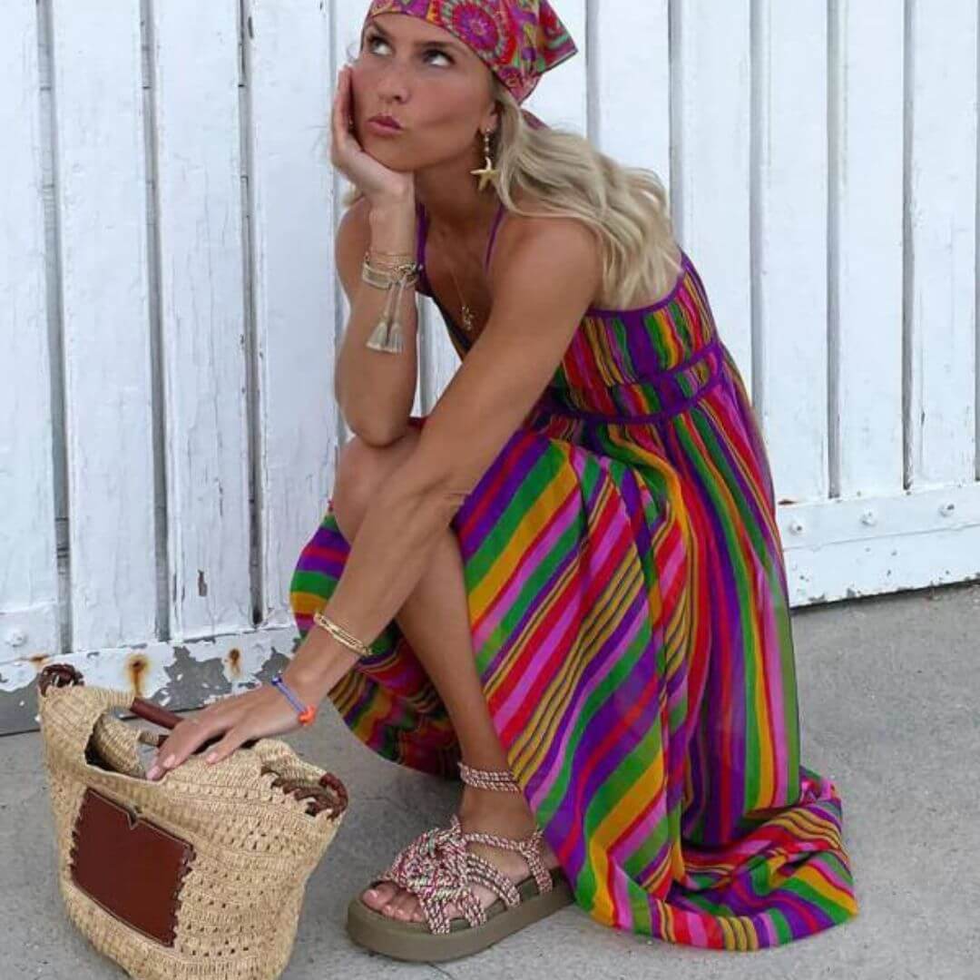 Valenzora | Vibrant striped maxi dress with waist accentuation